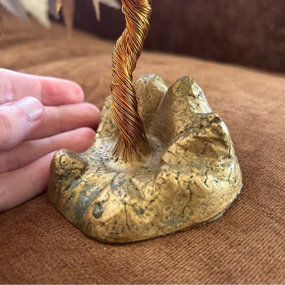 Vintage Artistic Gold Metallic Wire Bonsai Tree - Picture 3 of 4